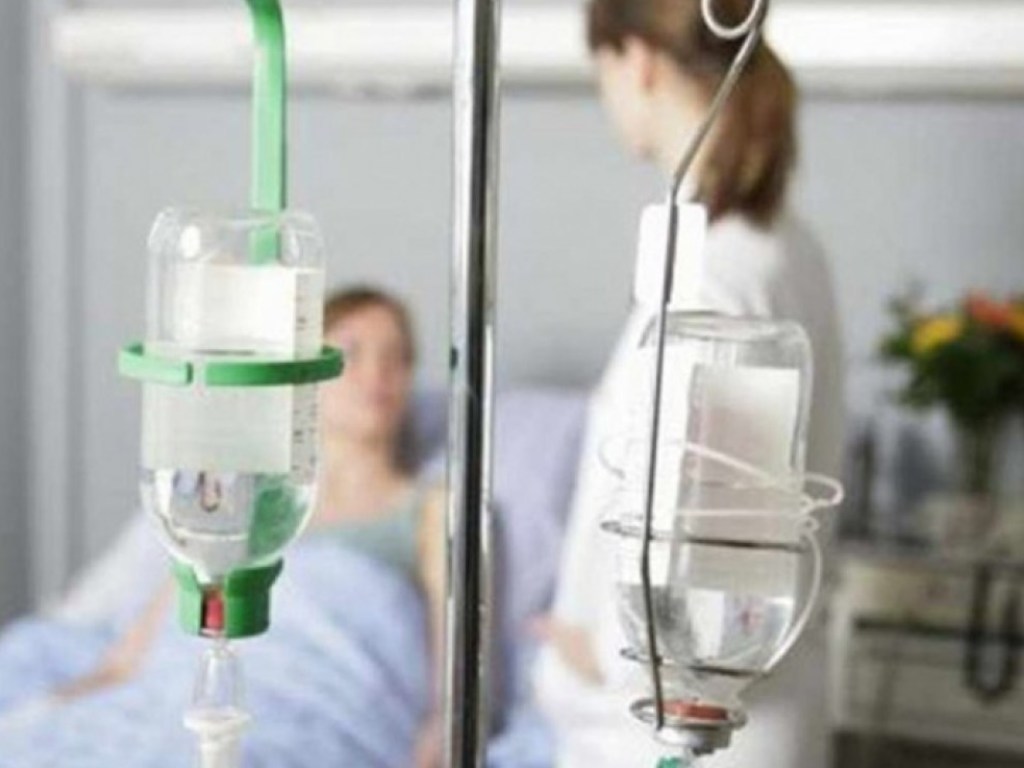 Пищевое отравление на Львовщине: уже госпитализированы 26 человек