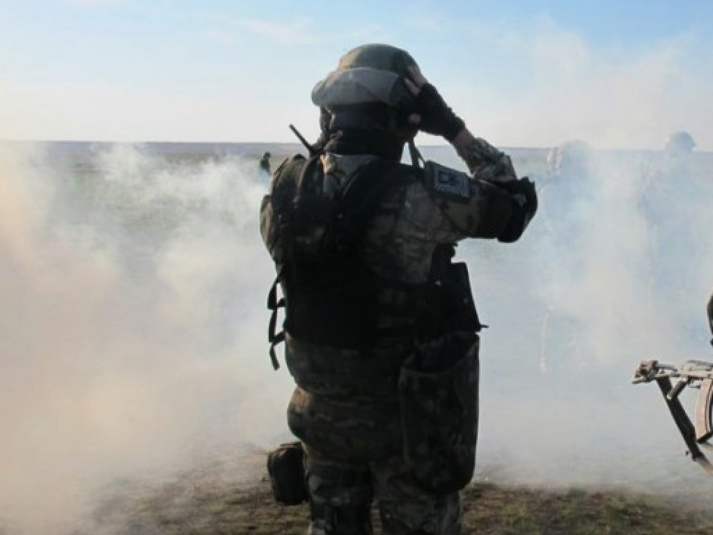 На Донбассе боевики 30 раз обстреляли позиции украинских военных: трое бойцов получили ранения