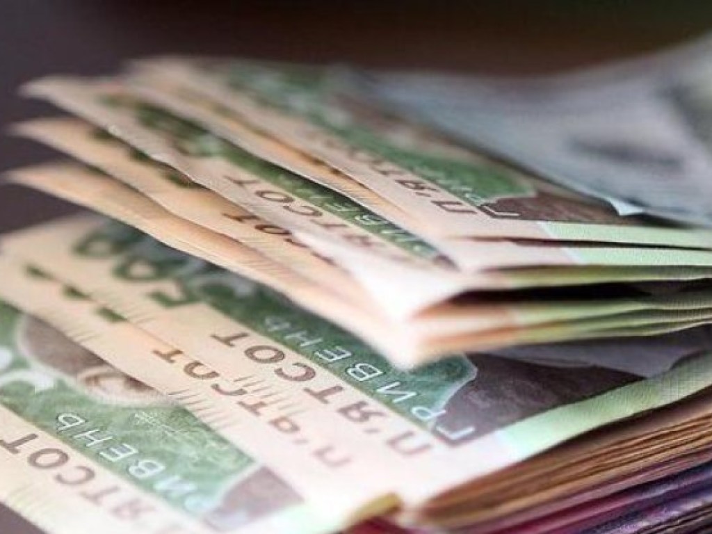 Экономист рассказал, когда средняя зарплата в Украине превысит 10 тысяч гривен