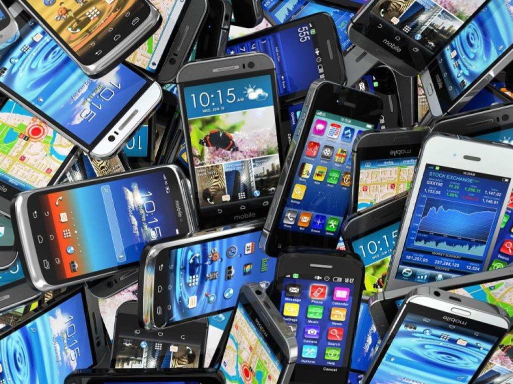 Названы самые частые поломки смартфонов и стоимость их ремонта