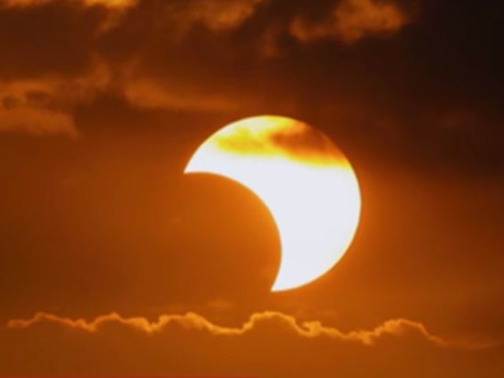 Солнечное затмение: Позитивные мысли и желания перепрограммируют вашу жизнь &#8212; астролог