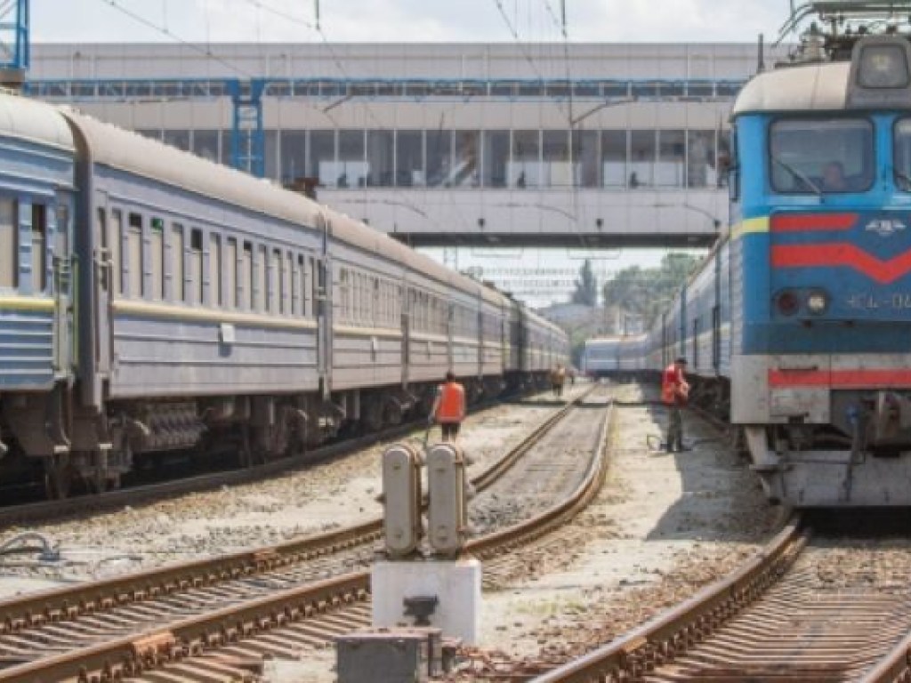 Деление  поездов на классы: украинцам стоит готовиться к очередному подорожанию билетов