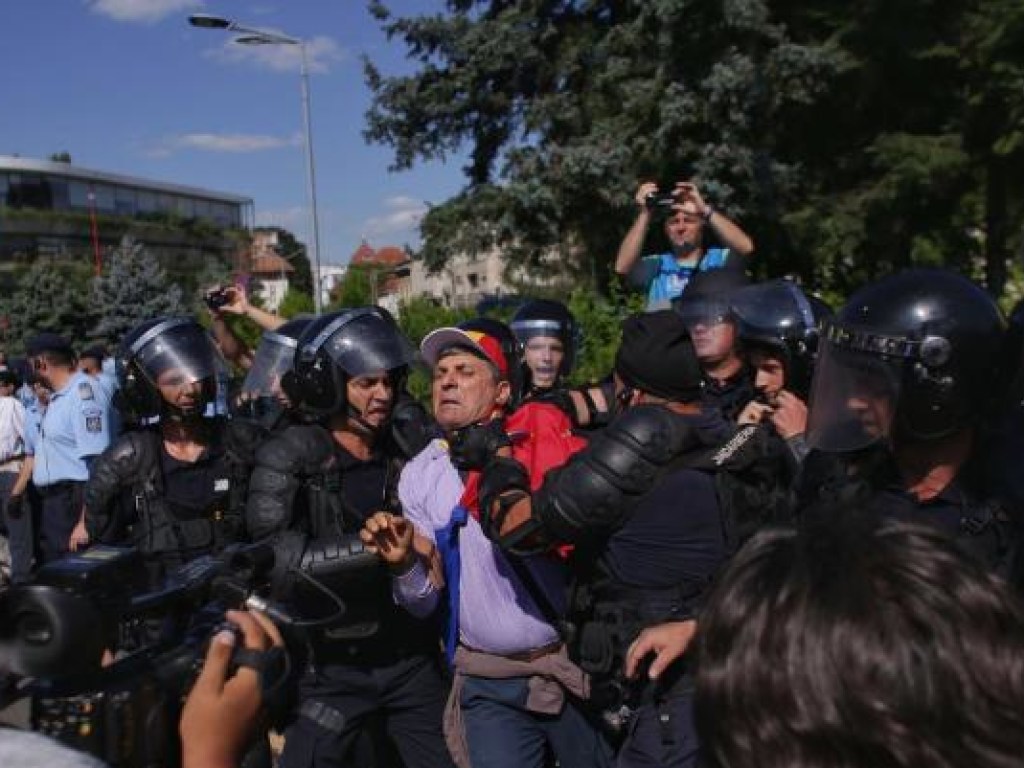 Протесты в Румынии: число пострадавших превысило 440 человек