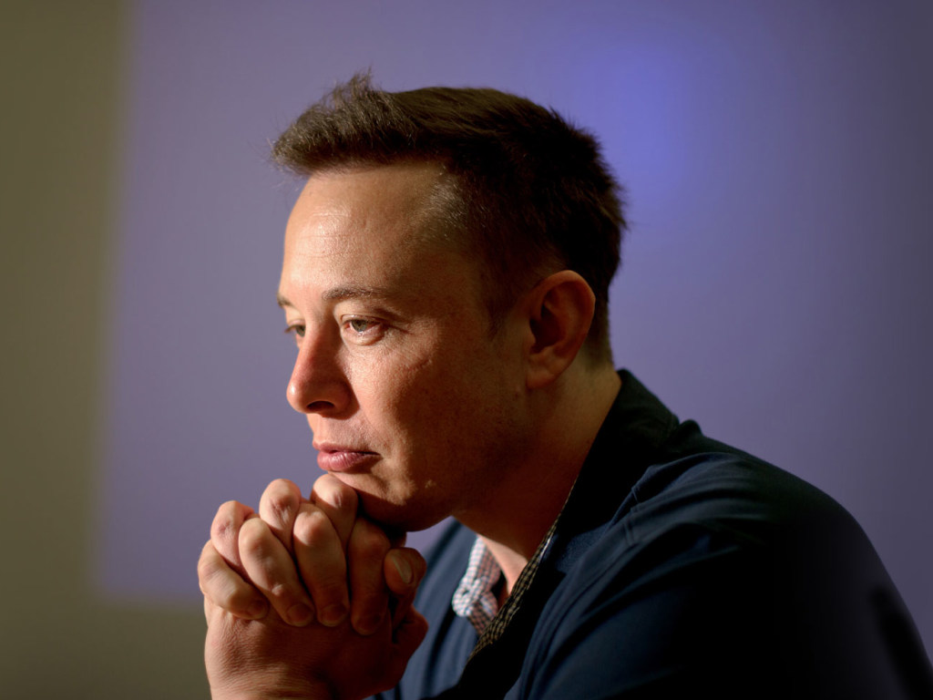 Акционеры Tesla подали в суд на Илона Маска из-за ложной информации о подорожании акций