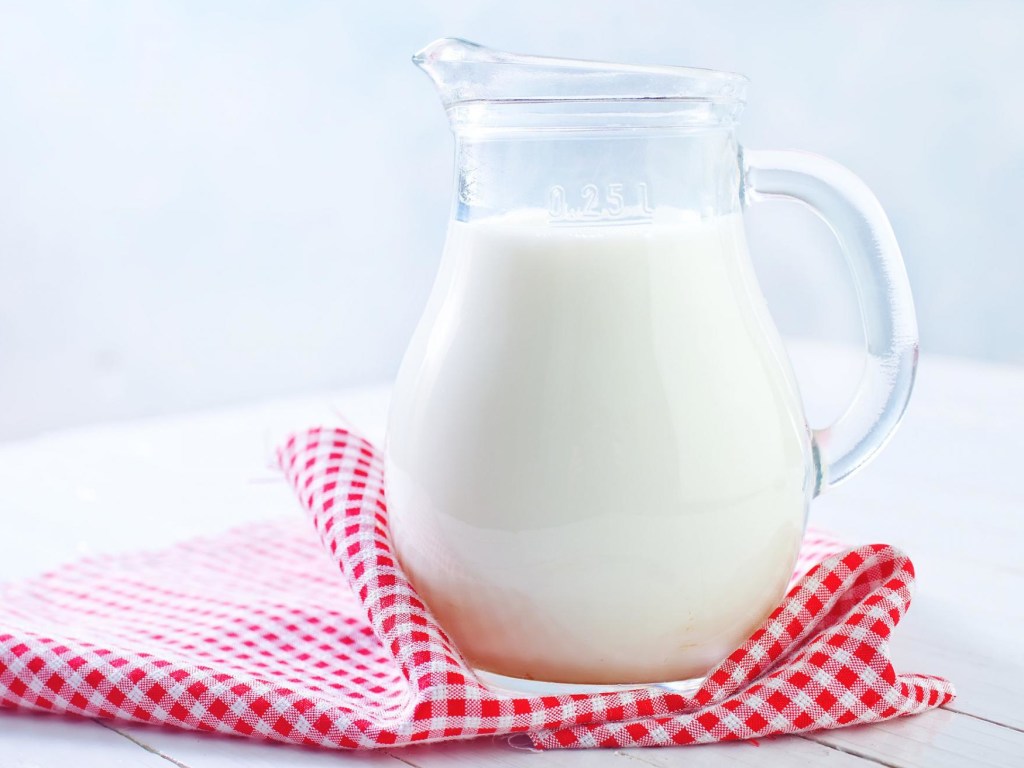 В сентябре молоко подорожает на 2% из-за дорогих кредитов на производственную технику – эксперт