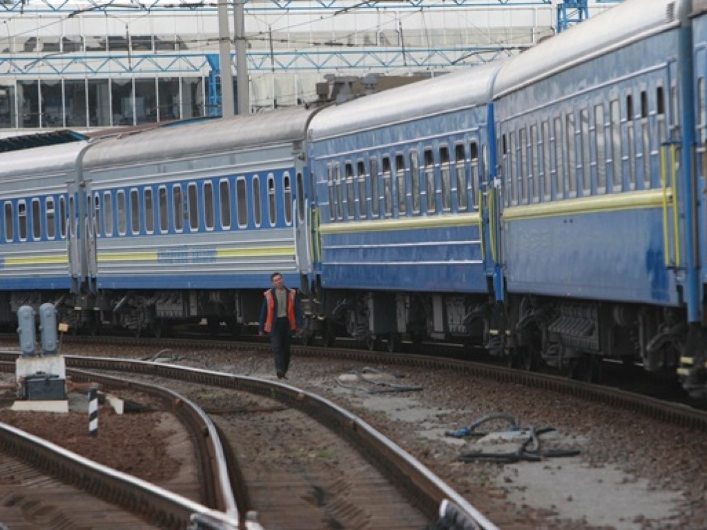 В случае отмены поездов в Россию нас ожидает рост цен на внутренние направления &#8212; политолог