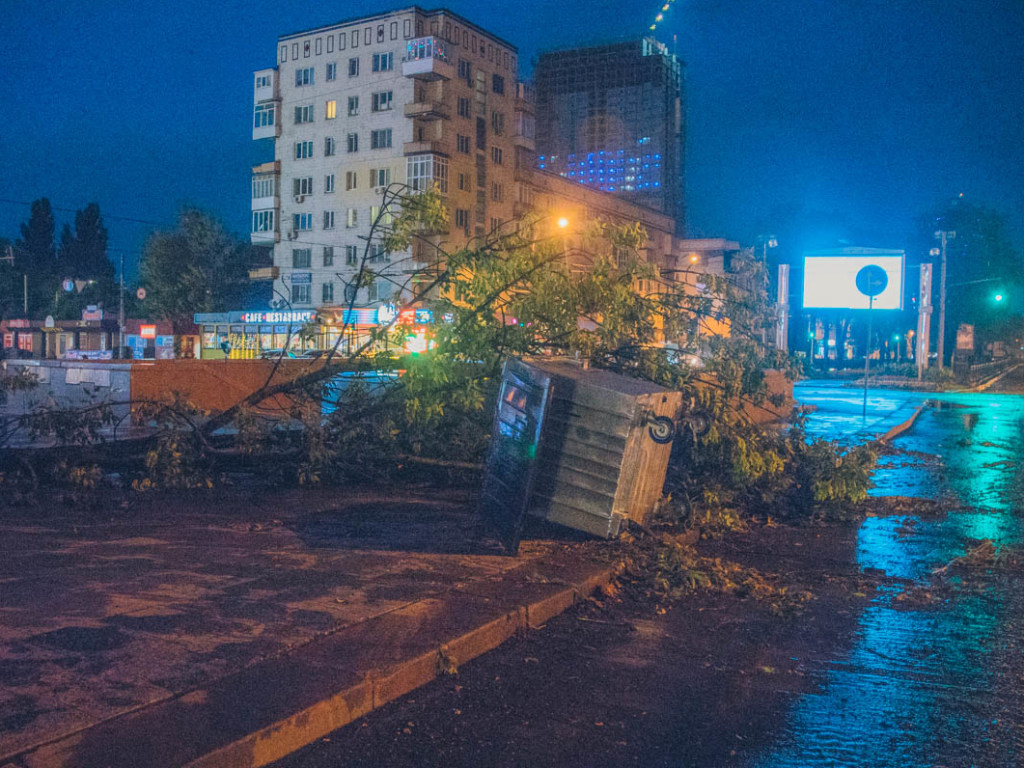 Анонс пресс-конференции: «Потопы и аварийные мосты: может ли в Киеве повториться итальянская  трагедия?»