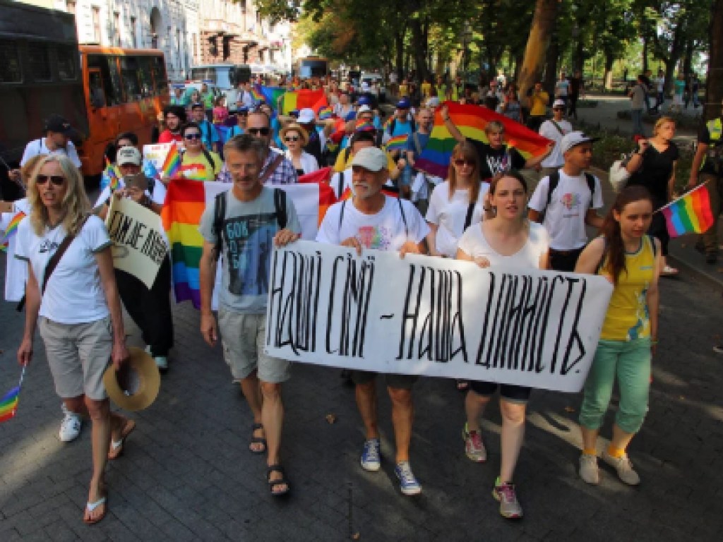 ЛГБТ-парад в Одессе: полиция сообщила о первых задержанных (ФОТО, ВИДЕО)
