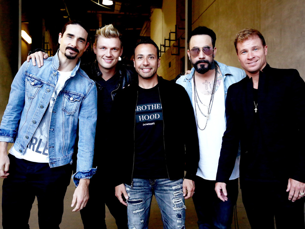 На концерте Backstreet Boys обвалилась арка: 14 пострадавших