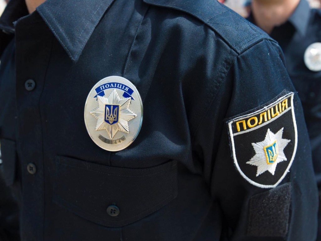 Сумская «Зайцева»: Авто патрульных снесло 5 пешеходов на обочине (ВИДЕО)