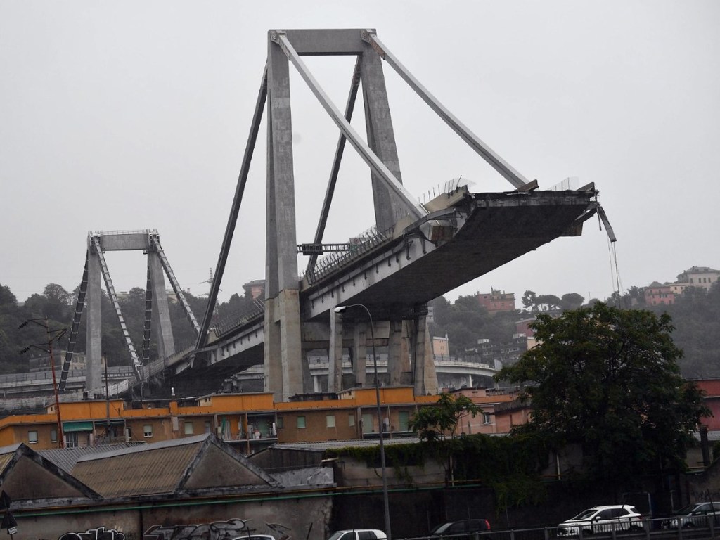 Обрушение моста в Генуе: Стоимость восстановления виадука – 500 миллионов евро