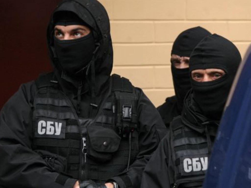 Более 100 «ворам в законе» запретили въезд в Украину – СБУ