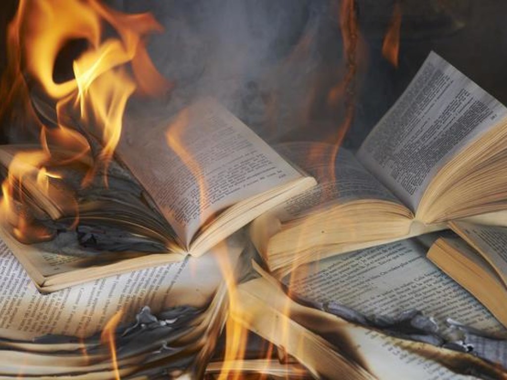 В Украине запретили еще девять российских книг