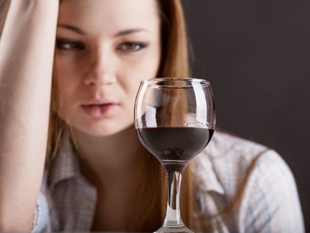 Учёные назвали украинок самыми пьющими женщинами в мире