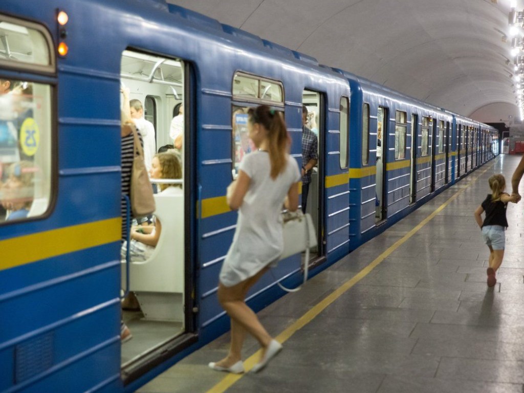 В Киеве сегодня метро изменит режим работы из-за футбола