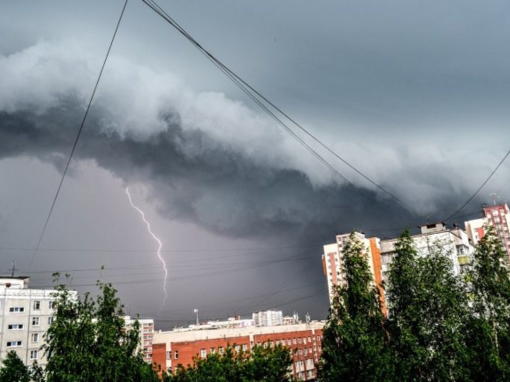 Надвигаются холод и грозы: прогноз погоды в Украине на 28 августа (КАРТА)