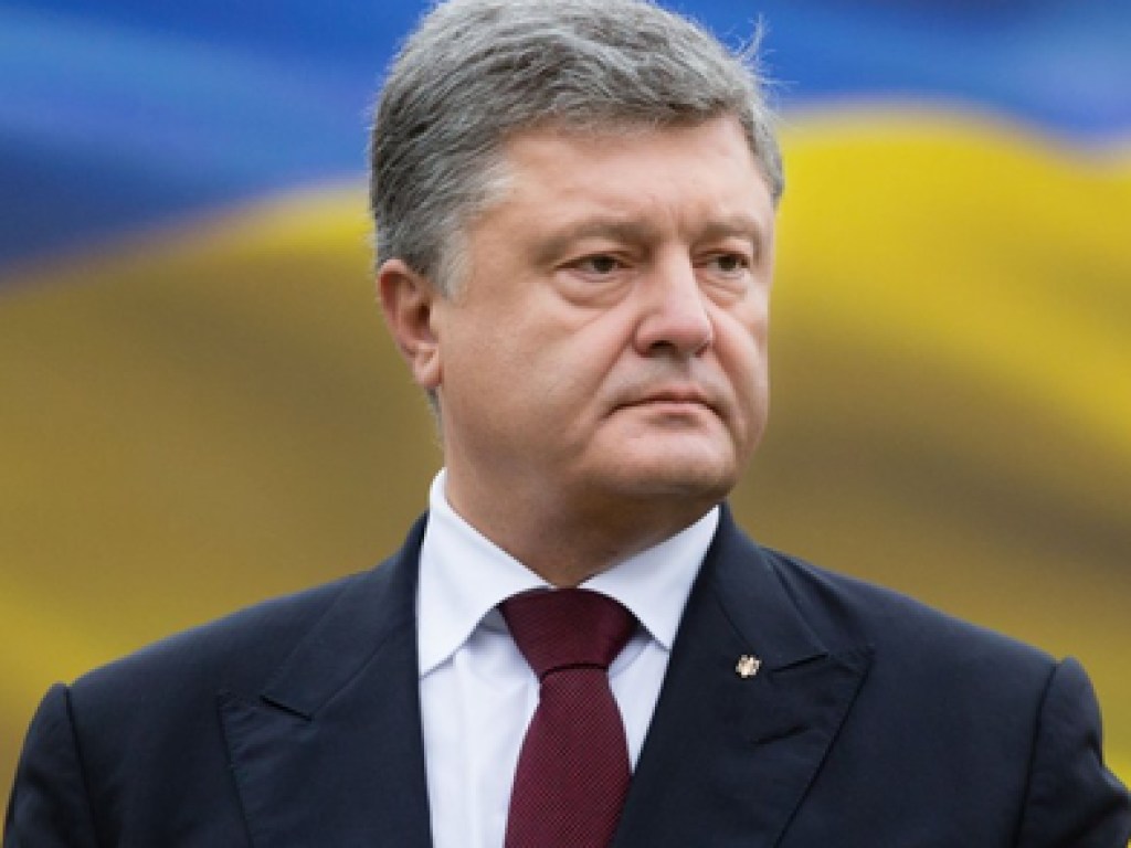 Порошенко решил провести перестановки в АП  накануне нового политического сезона – эксперт   