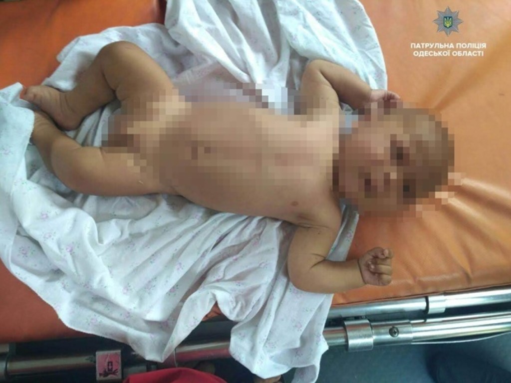 В Одессе мать бросила младенца на пляже: «кукушкой» оказалась жительница Киевщины (ФОТО)