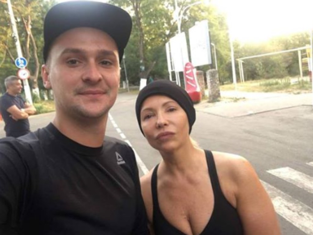 57-летняя Юлия Тимошенко засветилась в откровенной майке и шапке «Рэпер» (ФОТО)