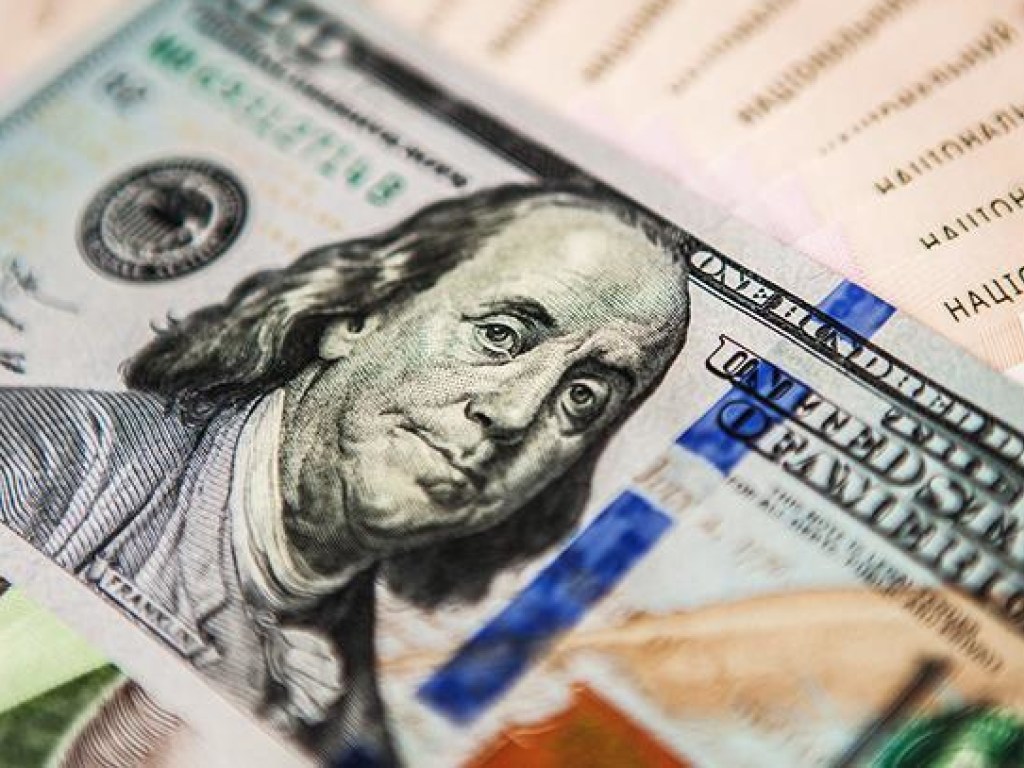 Осенью курс доллара дойдет до отметки 30 гривен – эксперт