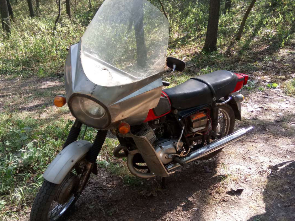 На Кировоградщине местный житель угнал и спрятал мотоцикл (ФОТО)