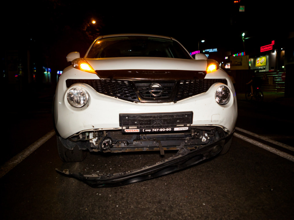 В Днепре Nissan врезался в Toyota с 8-месячным ребенком (ФОТО)