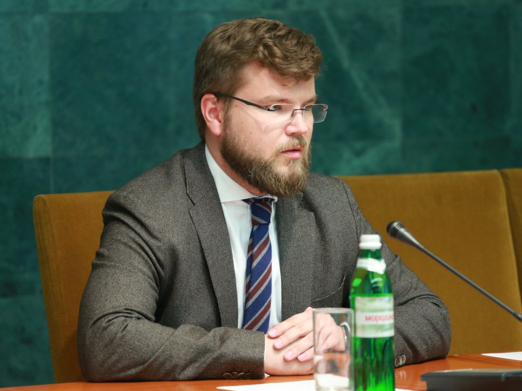 Главный железнодорожник страны Кравцов получил 744 тысячи гривен зарплаты