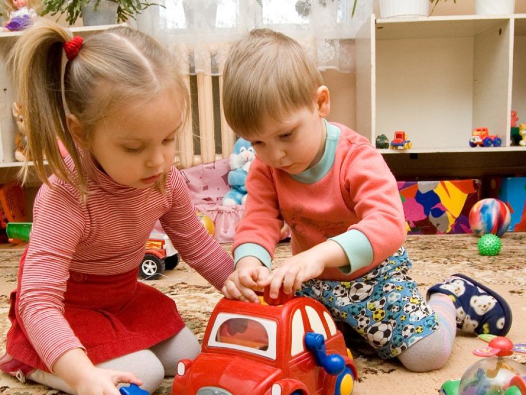 В Украине можно решить вопрос недостачи детских садов за счет частных квартир – эксперт
