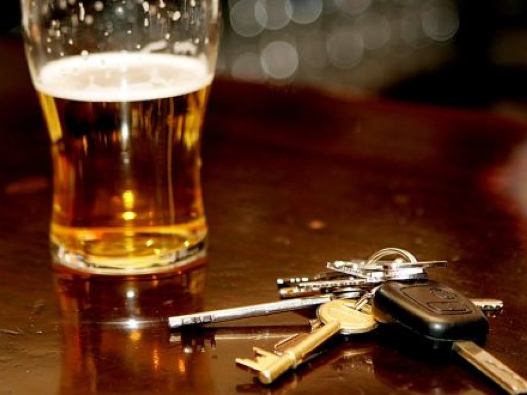 У тернопольского водителя уровень алкоголя в крови оказался выше нормы в 15 раз