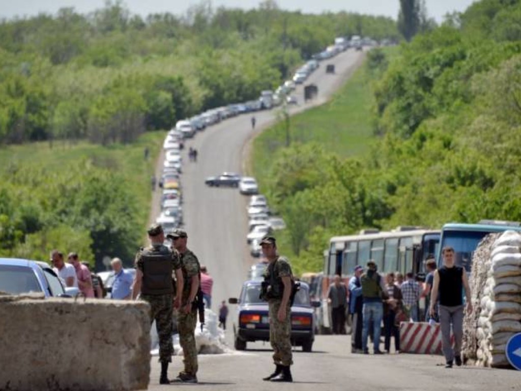 В «ДНР» разблокировали границы