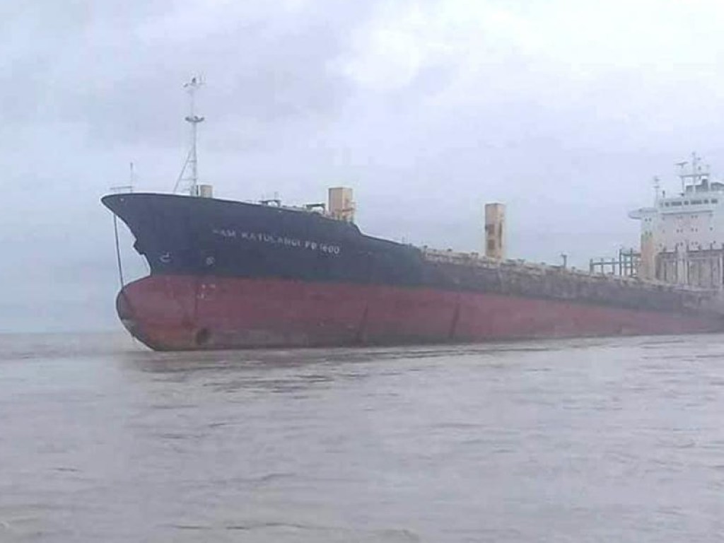 У побережья Мьянмы нашли корабль-призрак без экипажа, пропавший в 2009 году (ФОТО)