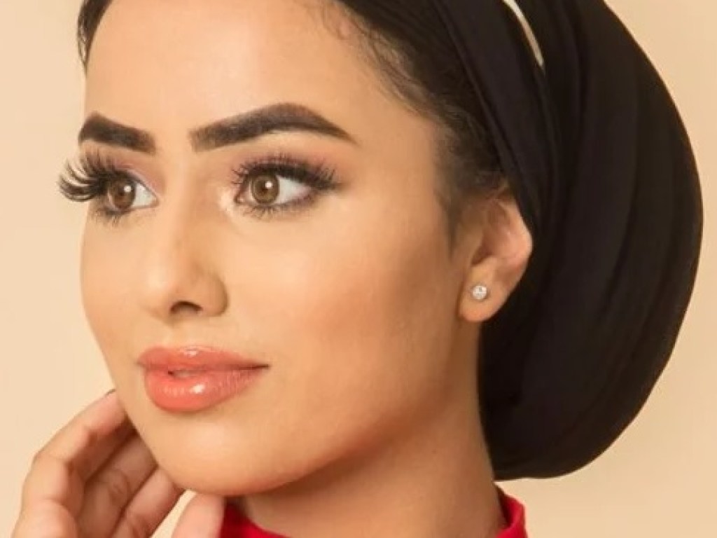 Конкурсантка в хиджабе впервые стала финалисткой конкурса «Мисс Англия»