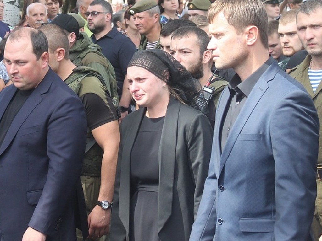 Хочу отомстить: Вдова убитого Захарченко сделала скандальное заявление