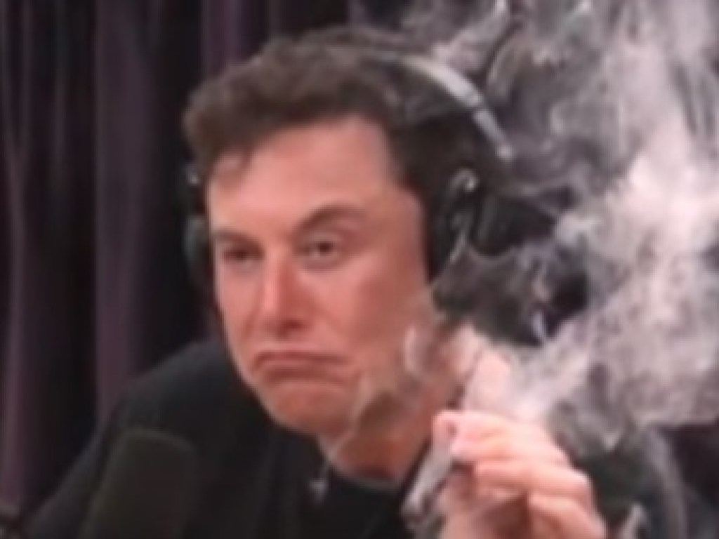 Маск покурил марихуану в прямом эфире (ВИДЕО) 