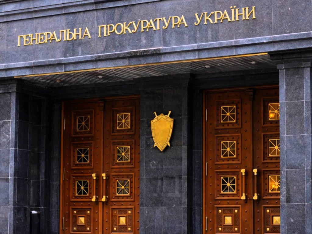 Бухгалтера столичного райуправления полиции подозревают в мошенничестве на 2 миллиона гривен