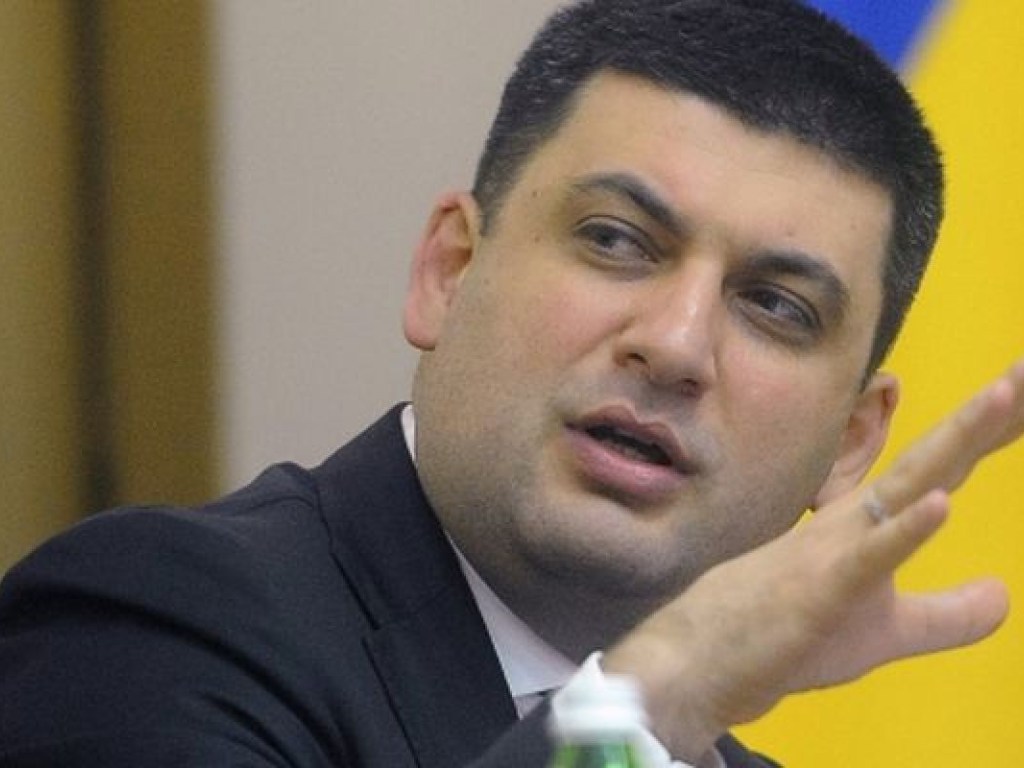 Гройсман анонсировал рост оборонного бюджета 2019 года на 23 миллиарда