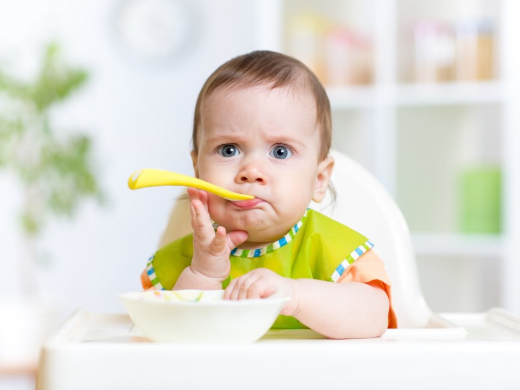 Эксперт объяснил, почему дети отказываются кушать
