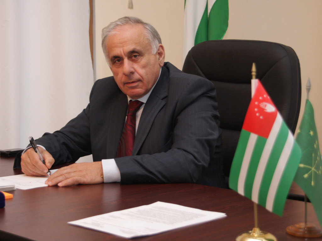 В Абхазии после страшного ДТП погиб главарь «республики» (ФОТО)
