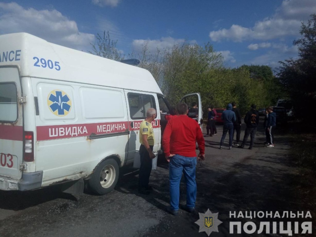 Неизвестные со стрельбой пытались проникнуть на территорию элеватора в Харьковской области (ФОТО)
