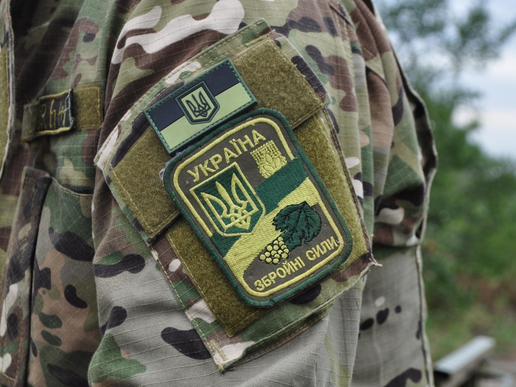 За сутки позиции ВСУ на Донбассе обстреляли 24 раза, один украинский военный погиб – штаб ООС
