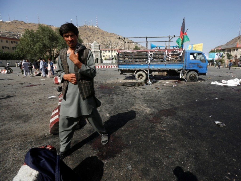 Число погибших от теракта в Афганистане увеличилось до 68 человек