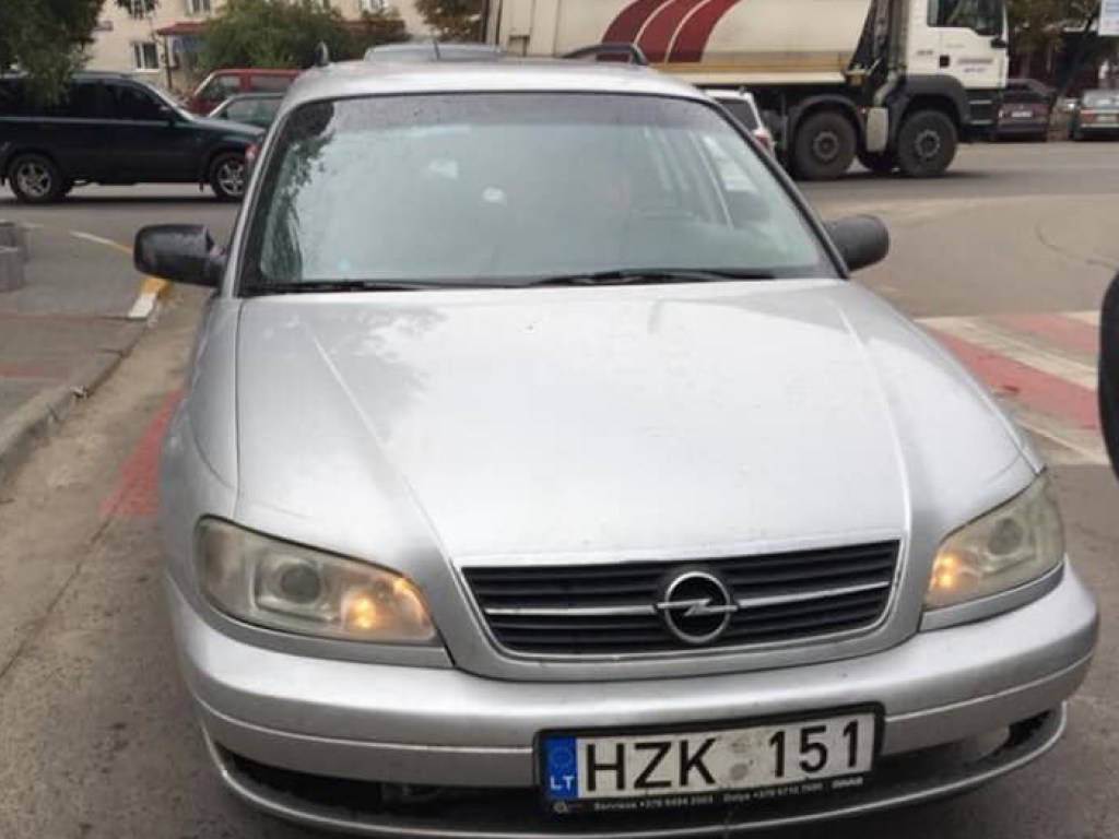 В Боярке женщина за рулем Opel переехала двух мальчиков на «зебре»