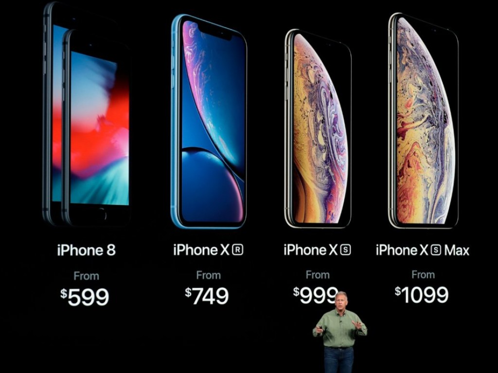 После презентации новых айфонов акции Apple упали в цене