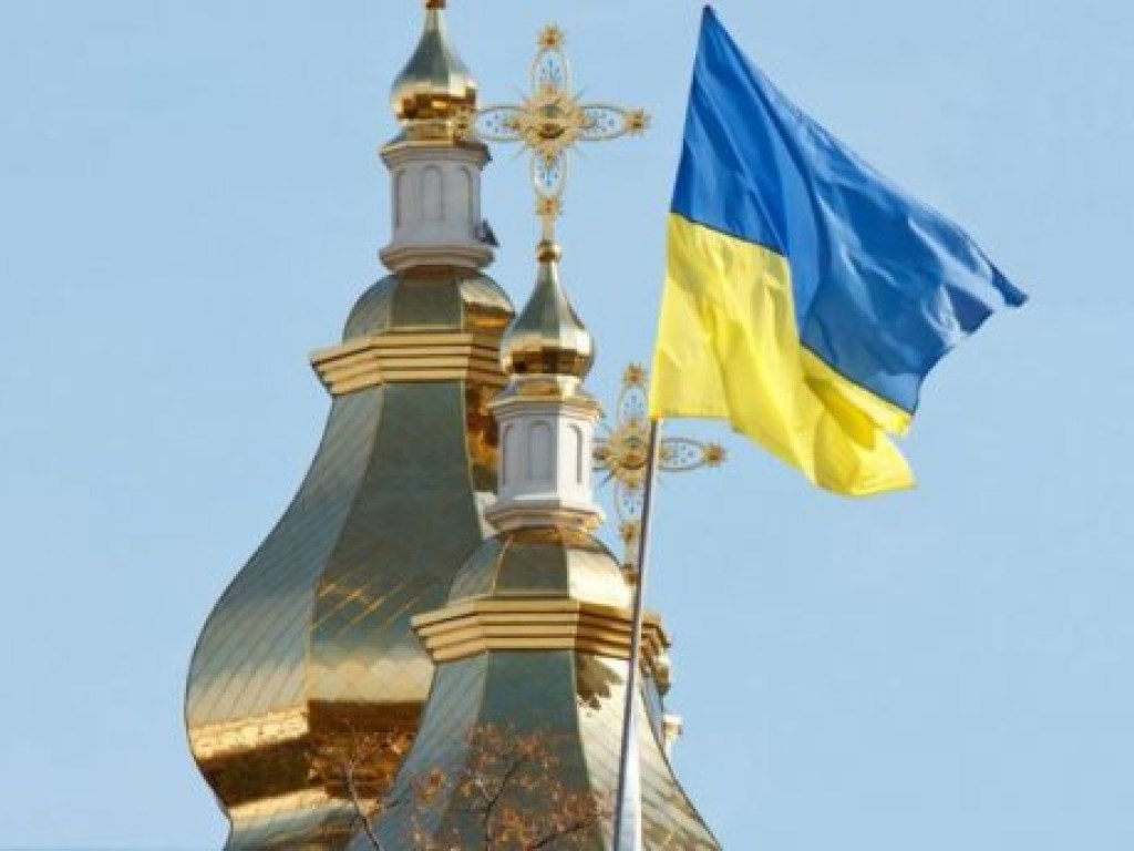 Создание автокефальной церкви в Украине приведет к религиозному расколу – эксперт