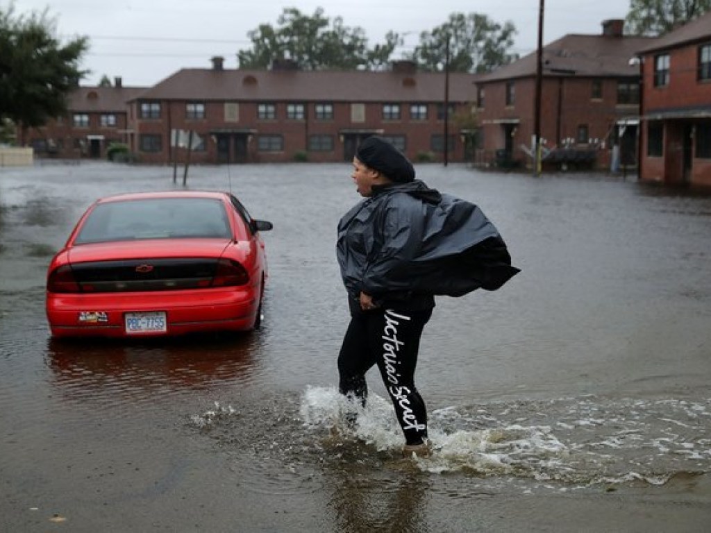 Ураган «Флоренс»: на побережье США улицы оказались затопленными (ФОТО)
