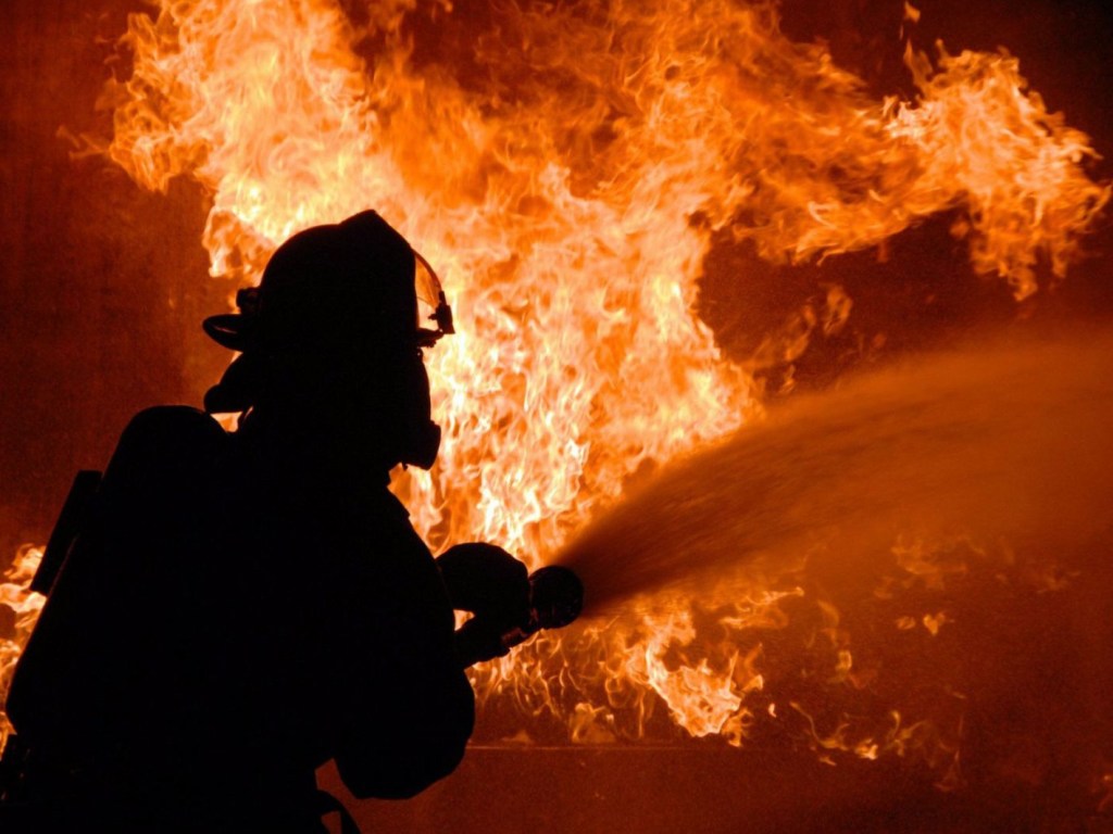 На Кировоградщине при пожаре в собственном доме погиб 76-летний пенсионер