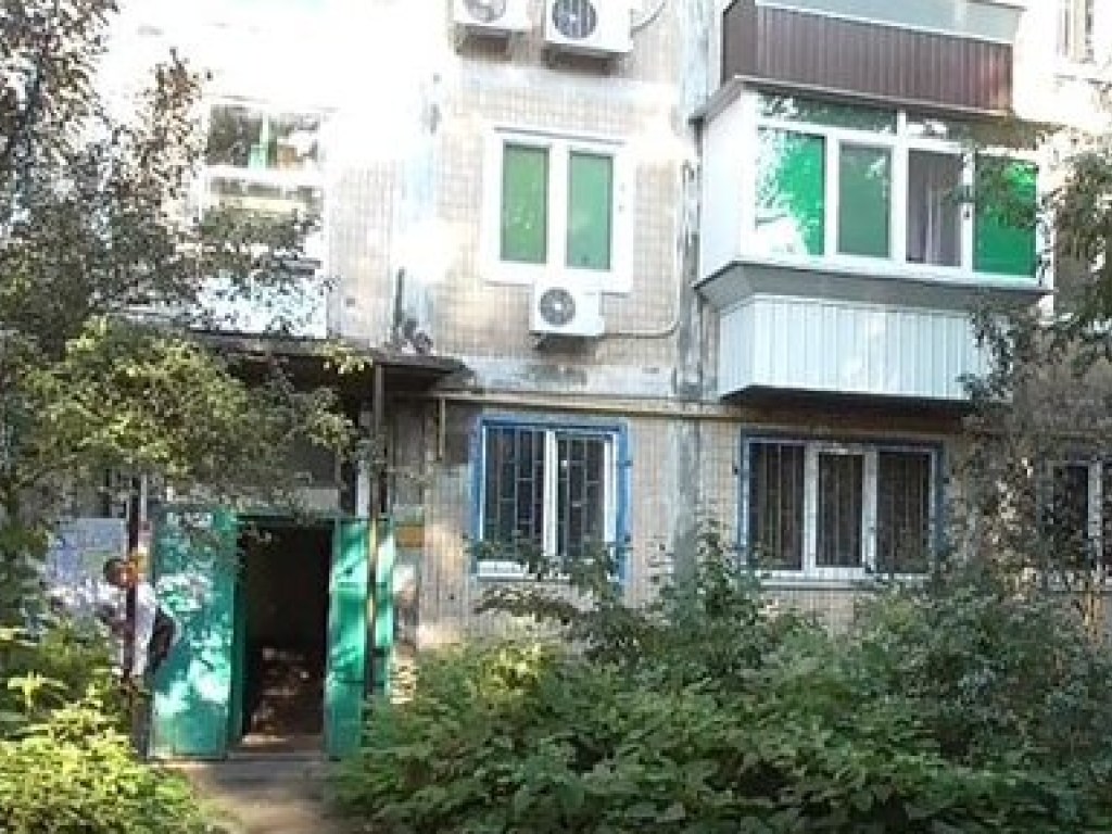 В Киеве мужчина отомстил жене и «заминировал» собственную квартиру (ФОТО)