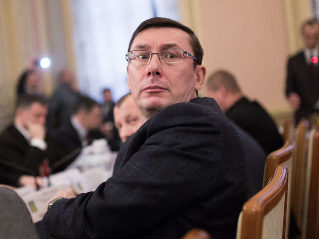Если Порошенко будет недоволен ГПУ, то Луценко могут заменить Жебривским – политолог