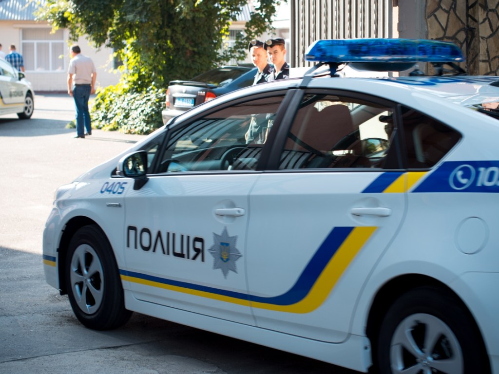 Одесситы вступились за водителя хлебовозки, которого «прессовали» полицейские (ВИДЕО) 