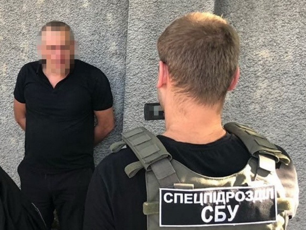 Полицейский из Одесской области погорел на взятке (ФОТО)